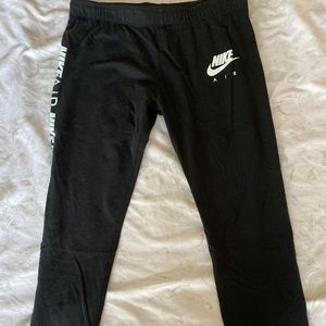 Black NIKE AIR leggings- Youth XL (8-9 size)